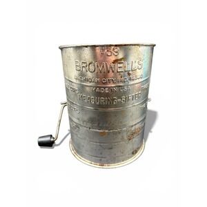 Vintage Bromwell's #39 Measuring-Sifter Flour 3-Cup Crank Hand Tool 1950s-70s